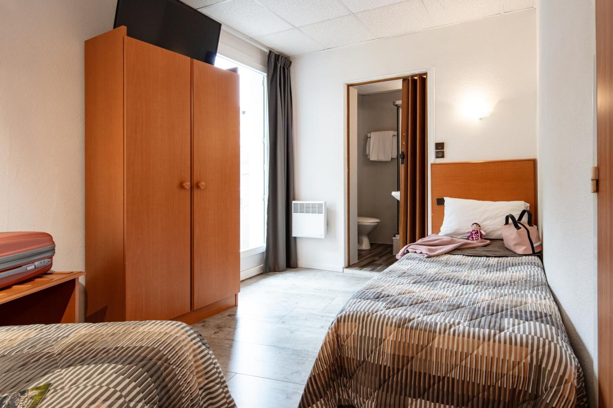 Hotel Compostelle ルルド エクステリア 写真