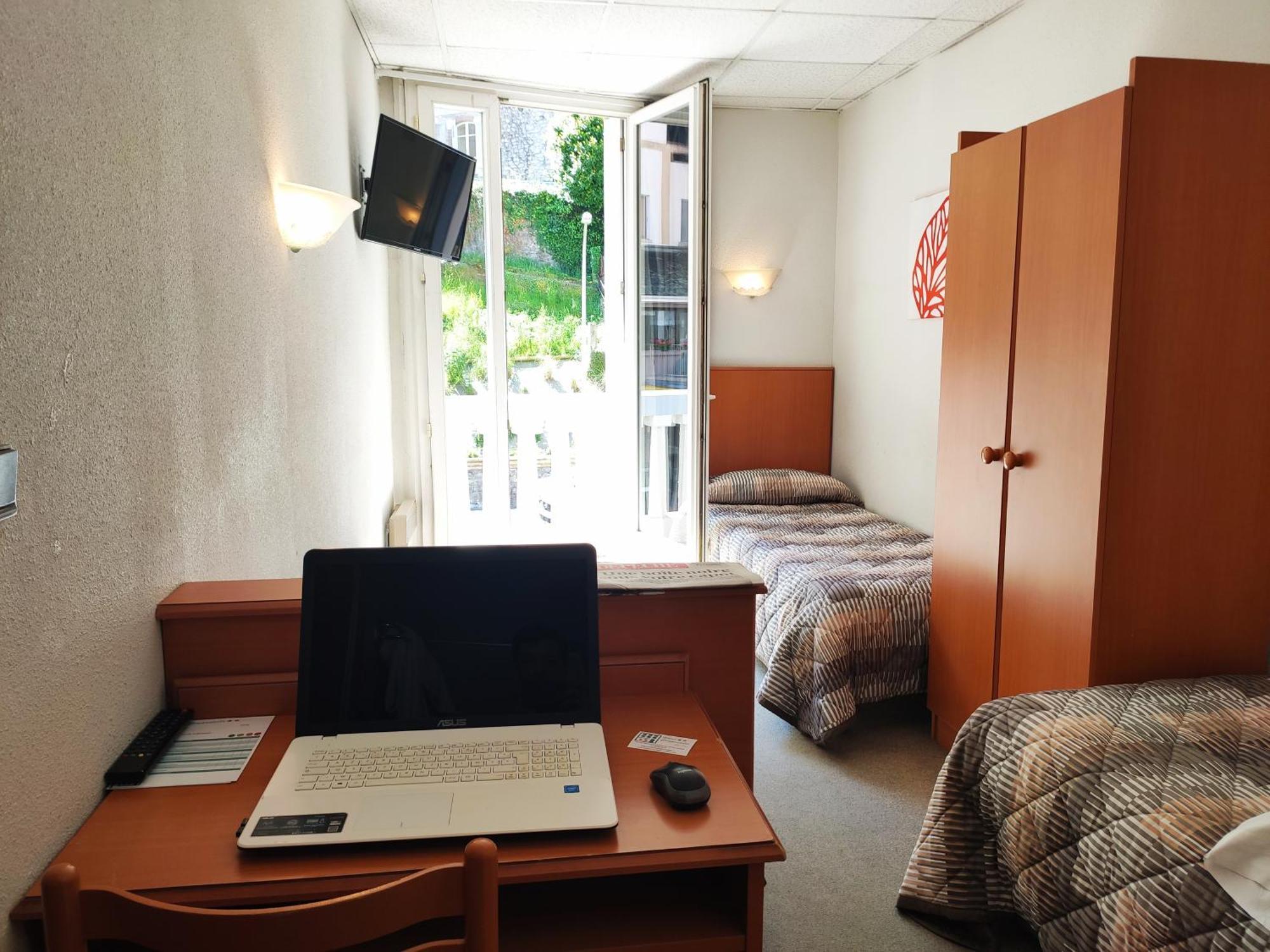 Hotel Compostelle ルルド エクステリア 写真