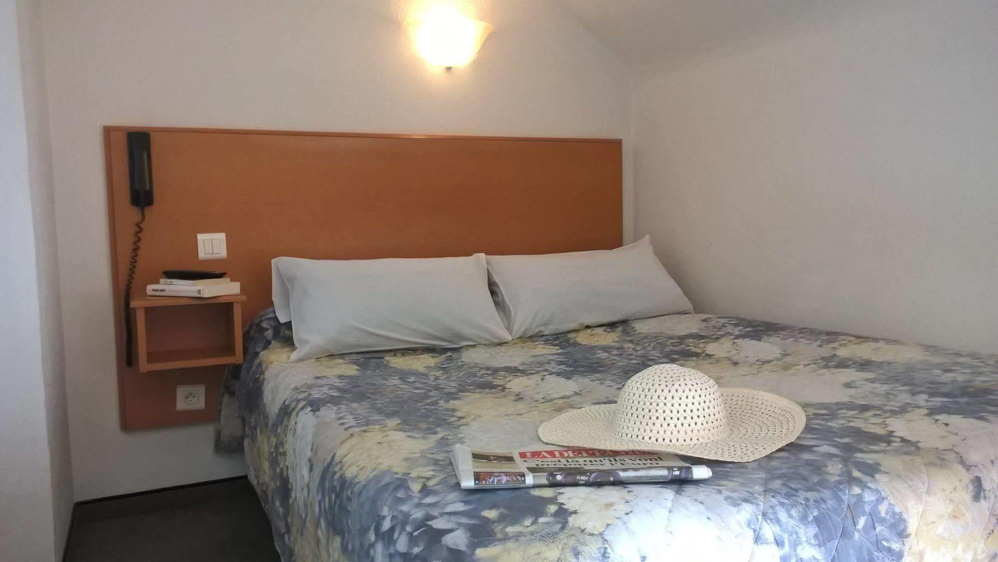 Hotel Compostelle ルルド エクステリア 写真